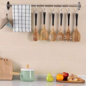 Juego de 6 Cucharas de Madera Natural con Mango Negro, Utensilios de Cocina Modernos y Ecológicos, Hechos a Mano en Vietnam, de Alta Calidad - Product Image 4