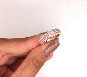 Bague de fiançailles scintillante pour femme, sertie de diamants ronds de 0,50 carat, multi-rangs, en or blanc/jaune/rose massif 10/14 carats - Product Image 1