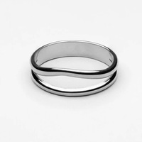 Vente en gros Bijoux hypoallergéniques anti-ternissement étanches en acier inoxydable plaqué or PVD 18 ct Bague double simple et délicate