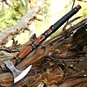 ขวานแคมป์ปิ้งสไตล์ไวกิ้ง คุณภาพสูง ผลิตด้วยมือ ขายส่ง เหล็กกล้าคาร์บอนสูง สำหรับเอาตัวรอดกลางแจ้ง ตีขึ้นรูปด้วยมือ ระดับพรีเมียม - Product Image 3