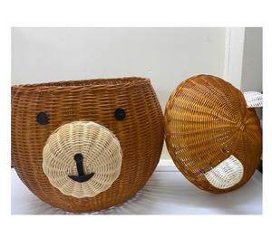 Venta al por mayor cesta de almacenamiento de mimbre de oso/cesta de mimbre para habitación de Niños de ratán bohemio con tapa para almacenamiento de tela decoración del hogar - Product Image 1
