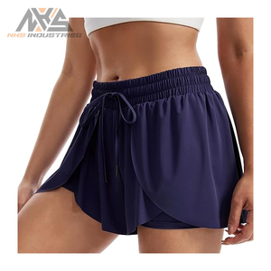 Vente en gros de shorts de gym foncés de qualité supérieure à la mode pour femmes, coupe confortable avec des caractéristiques pratiques - Product Image 6