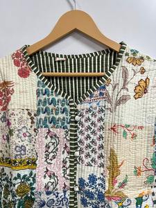 Veste matelassée en coton pour femmes, veste ouverte sur le devant, veste à rayures, veste matelassée vintage faite à la main, nouveau style bohème - Product Image 3