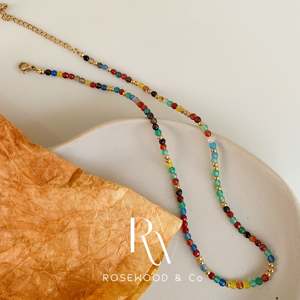 Collana Trendy con Pendente in Agata Verde, Girocollo Arcobaleno Anti-ossidazione con Perline di Onice e Pietre Naturali, Stile Unico - Product Image 3