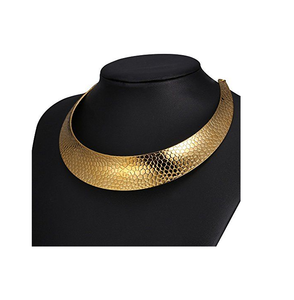 Collier pendentif en laiton hip hop, cadre de basket-ball glacé, bijoux en laiton avec produit en vente artisanat naturel - Product Image 6