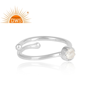 แหวนพลอยมูนสโตนปรับได้สีรุ้งธรรมชาติทำจากเงินแท้ออกซิไดซ์ - Product Image 4
