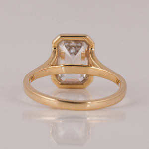 3.00CT Emerald Cut Lab Grown Diamond Bezel Setting Luxueux 18K Gold Solid Engagement Ring Trendy Style Gift Ring for Women IGI - Product Image 3