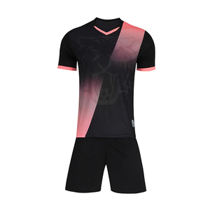 Uniformes de football noirs et blancs en vente à chaud Ensembles de maillots de football de sport par sublimation avec impression de logo personnalisé - Product Image 5