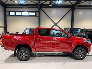 Toyota Hilux SUV 2025 Gasolina/Automática Motor 4.1-6L Emisión Euro II 75001-100000 Millas en Venta - Product Image 2