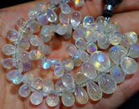 Perles de pierre de lune arc-en-ciel feu bleu naturel de Madagascar perles de pierre de 8 pouces gouttes de larme lisses 15X11MM à 10X6MM