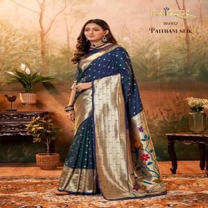 Derniers vêtements de créateurs haut sur demande Pure Paithani Silk Saree Blouse With Zari Weaving Work Wholesaler & Manufacturer From India - Product Image 1