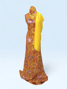 Robe somalienne de luxe en velours Maqbal Dirac, écologique, traditionnelle, noire, brodée de fleurs, douce et transparente, avec châle marron - Product Image 4