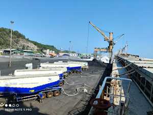 Ciment Portland en vrac durable ATZ, prix abordable | Solutions à base de ciment du Vietnam | Transport en vrac par navire - Product Image 4