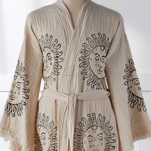 Peignoir unisexe en coton de luxe à imprimé bloc, léger, en lin tissé respirant, pour le printemps, l'été et toute l'année, idéal pour la détente et comme vêtement de nuit. - Product Image 3