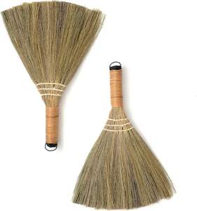 Balai à gazon de qualité supérieure Poignée courte Durable Écologique Fabriqué au Vietnam Poignée en bambou en gazon naturel Nettoyage de haute qualité - Product Image 1