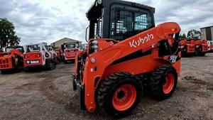 รถตักล้อยาง Kubota SSV65 มือสอง พร้อมระบบไฮดรอลิกขั้นสูง สำหรับงานก่อสร้าง จัดสวน และงานหนักต่างๆ มีขาย - Product Image 2