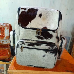 Sac à dos unisexe multi-usages en cuir de vachette à motif occidental, sculpté à la main, élégant, vintage, avec fermeture éclair, pour l'école/le designer - Product Image 6