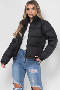 Chaqueta Acolchada de Invierno para Mujer, Negra, Personalizada, de Alta Calidad, con Cierre Completo, Dobladillo Ajustable y Acolchado de Burbujas - Product Image 6