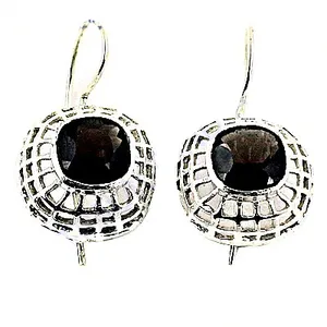 Boucles d'oreilles créoles pendantes tendance en argent 925 plaqué or avec pierre noire, ornées de perles et de diamants, pour mariages et fêtes - Product Image 3