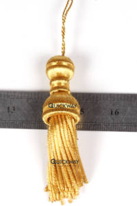 Par de Borlas de Oro Metálicas de Alta Calidad para Vestimentas de Iglesia - Product Image 3