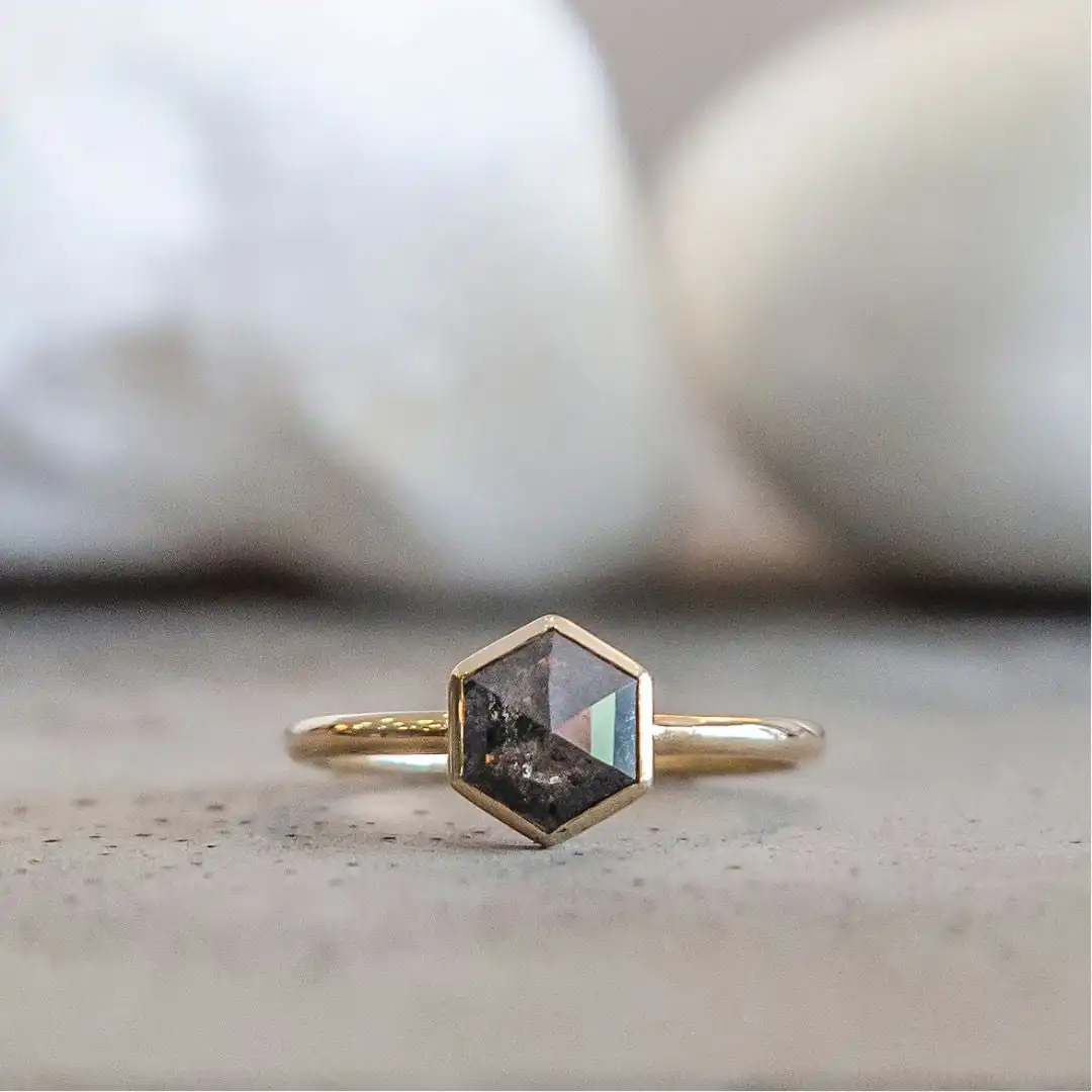 unique settings engagement rings