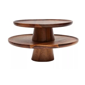 Soporte de Metal para Tartas de Estilo Moderno, Soporte Decorativo Redondeado Sostenible, Acabado Chapado en Oro - Product Image 3