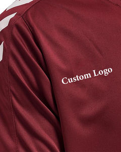 Maillot de football rouge personnalisable de haute qualité Impression par transfert de chaleur respirante durable Usure de transfert de chaleur personnalisée - Product Image 2