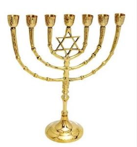 Menorá de Latón Antigua Hecha a Mano, 7 Brazos, Estilo Templo Antiguo Judío, Duradera, para Uso en el Hogar, Portavelas de Metal, Regalo de Pascua - Product Image 2