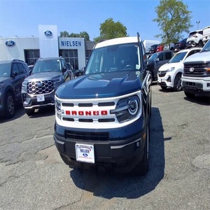 F BRON-NCO SPORT HERITAGE BLUE METALLIC TINTED CLEARCOAT AWD, modèle 2023, occasion récente - Product Image 1