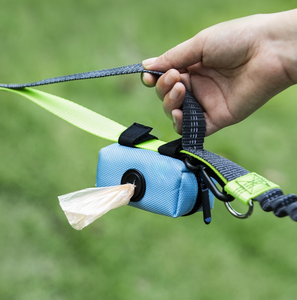 Distributeur portable simple en plastique biodégradable pour sacs à déjections canines et félines avec clip de laisse – Support extérieur pour déchets d'animaux - Product Image 2