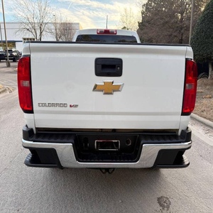 Camioneta Chevrolet Colorado 2019 USADA EN BUEN ESTADO - Product Image 2