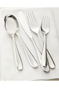 Argenteria classica di qualità a specchio collezione affidabile nuovo Set di posate all'ingrosso di Design con coperchio accessori da cucina per Hotel