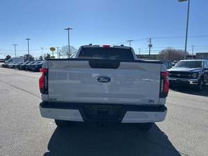 Ford F-150 Lightning XLT Super Crew AWD 2024, Vehículo Eléctrico con Autonomía de 601-700 km, Batería de 110 kWh, Potencia de 400 CV, Asientos de Cuero - Product Image 2
