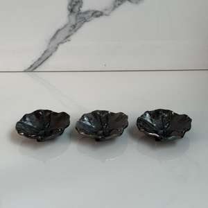 Bol en aluminium fait main classique et luxueux en forme de feuille pour fruits secs, utilisation de mariage, utilisation de fête, au prix le plus bas en Inde - Product Image 3