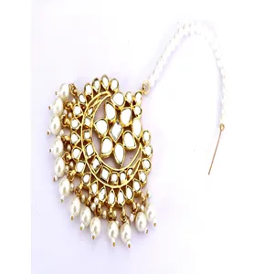Ensemble de collier de mariée blanc Kundan avec boucles d'oreilles et Maang Tikka, plaqué or, bijoux fins ornés de pierres de zircon pour mariage - Product Image 3