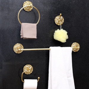 Porte-papier toilette mural en laiton doré, design moderne floral, haute qualité, pour salle de bain, vente en gros - Product Image 2