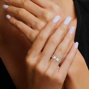 แหวนเพชรทรงบาแกตต์สีทอง10K และกลมตัดในห้องปฏิบัติการแหวนหมั้นเพชรทรงกลมตัดเพชรทรงกลมสำหรับงานแต่งงานเครื่องประดับสำหรับการขอแต่งงาน - Product Image 4