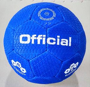 Balón de Balonmano Personalizado Ecológico Modelo 1096 de PVC/PU Cosido a Mano con Diámetro de hasta 9.9 Pulgadas - Product Image 4