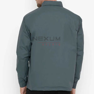 Chaqueta cortavientos impermeable personalizada de OEM para hombre, estilo callejero con cuello alto de gran tamaño, Fabricante Mayorista - Product Image 3