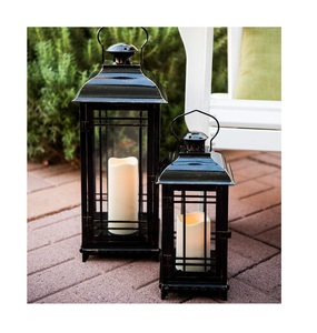 Linterna decorativa de metal y vidrio con acabado negro de alta calidad con portavelas LED para decoración del hogar interior y exterior - Product Image 1