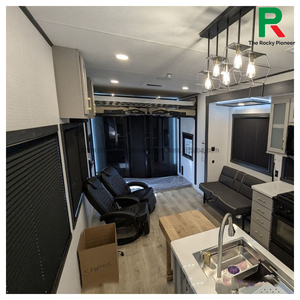 Utilisé en Chine : Remorque porte-équipement de haute qualité 2025 pour le transport de véhicules de loisirs - Product Image 3