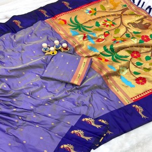 Sari en soie douce de qualité supérieure VASTRA COTTAGE, riche en zari, tissé en pichwai, pallu naturel, design élégant avec blouse contrastée - Product Image 2