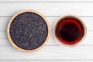 Aceite de sésamo prensado en frío puro 100% Grado comestible natural para cocinar y cuidado de la piel Exportación a granel de La India por LKS Enterprises - Product Image 2