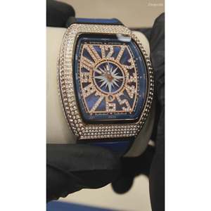 Reloj de Lujo para Hombre con Movimiento de Cuarzo Shanghai, Caja Rectangular, Incrustaciones de Diamantes, Correa de Cuero Azul y Oro Rosa, Caja Metálica - Product Image 6