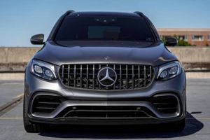 Mercedes-AMG GLC 63 2019 prêt à être expédié - Product Image 1
