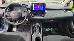 Toyota Corolla LE CVT Sedán 2024 Gasolina/Petrolio con Techo Solar Panorámico - Product Image 5