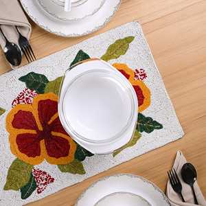 Lujosa Manta de Mesa Bohemia con Hibiscos y Cuentas Hechas a Mano, Ecológica, de Poliéster, con Posavasos de Metal y PC, Decoración de Alta Gama para el Hogar y Uso en Restaurantes - Product Image 3