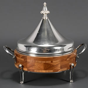 Elegante cazuela con detalles de madera perlada y platos de frotamiento de acero inoxidable de Metal geométrico con tapa perfecta para comedor de lujo - Product Image 3