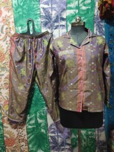 Pyjama en soie sari vintage pour femmes ensemble à manches longues boutonné luxe confortable vêtements de nuit d'été cadeau parfait pour elle - Product Image 4