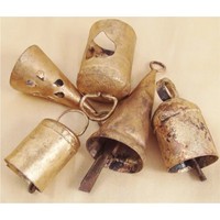 Campanaccio Multi-formato in metallo con finitura rustica di vendita calda a forma di tazza campane di mucca in ferro fatte a mano di alta qualità per cavallo cammello pecora gatto